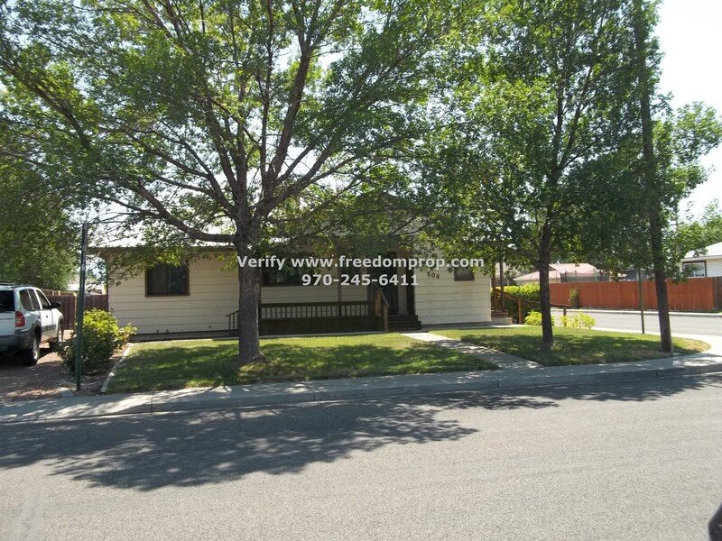 3 Bedroom 1.5 Bath Near VA Includes Yard Care property image