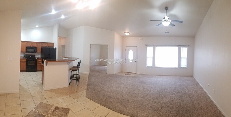 Newer 4 Bedroom 2 Bath Fruita property image