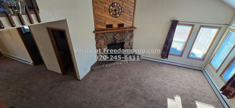 Lots of space in this 3 Bedroom 2.5 Bath Ridges Duplex property image