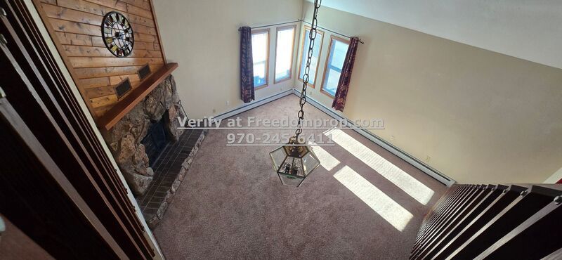 Lots of space in this 3 Bedroom 2.5 Bath Ridges Duplex property image