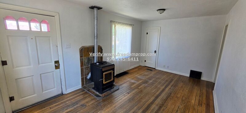Near CMU College Students Accepted with Guarantor property image