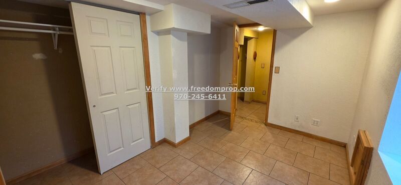 Near CMU College Students Accepted with Guarantor property image