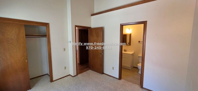North Grand junction 2 bed 2 bath condo on Horizon Dr. near St. Mary's property image