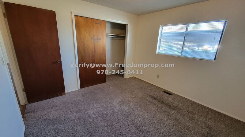 Well Kept 2 Bedroom 1 Bath First Floor Apartment property image