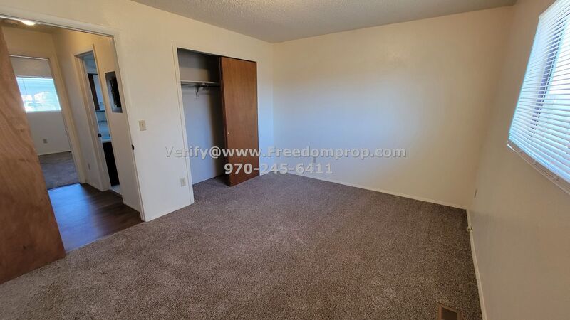 Well Kept 2 Bedroom 1 Bath First Floor Apartment property image