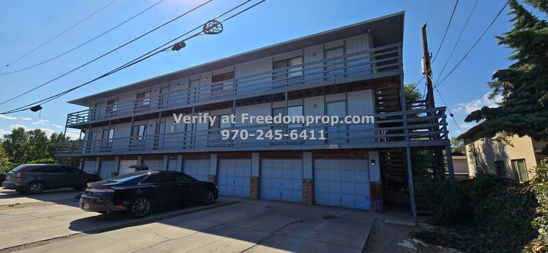 Near CMU Convenient Location 3rd Floor 2 Bedroom 1 Bath 1 car garage Apartment property image