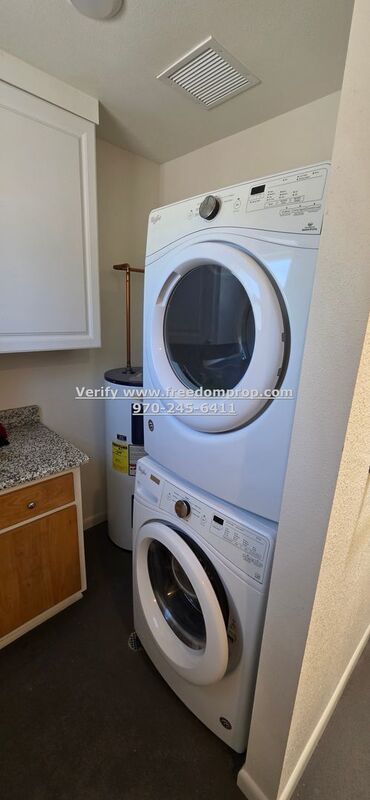 2 bed 1 bath with AC by CMU property image
