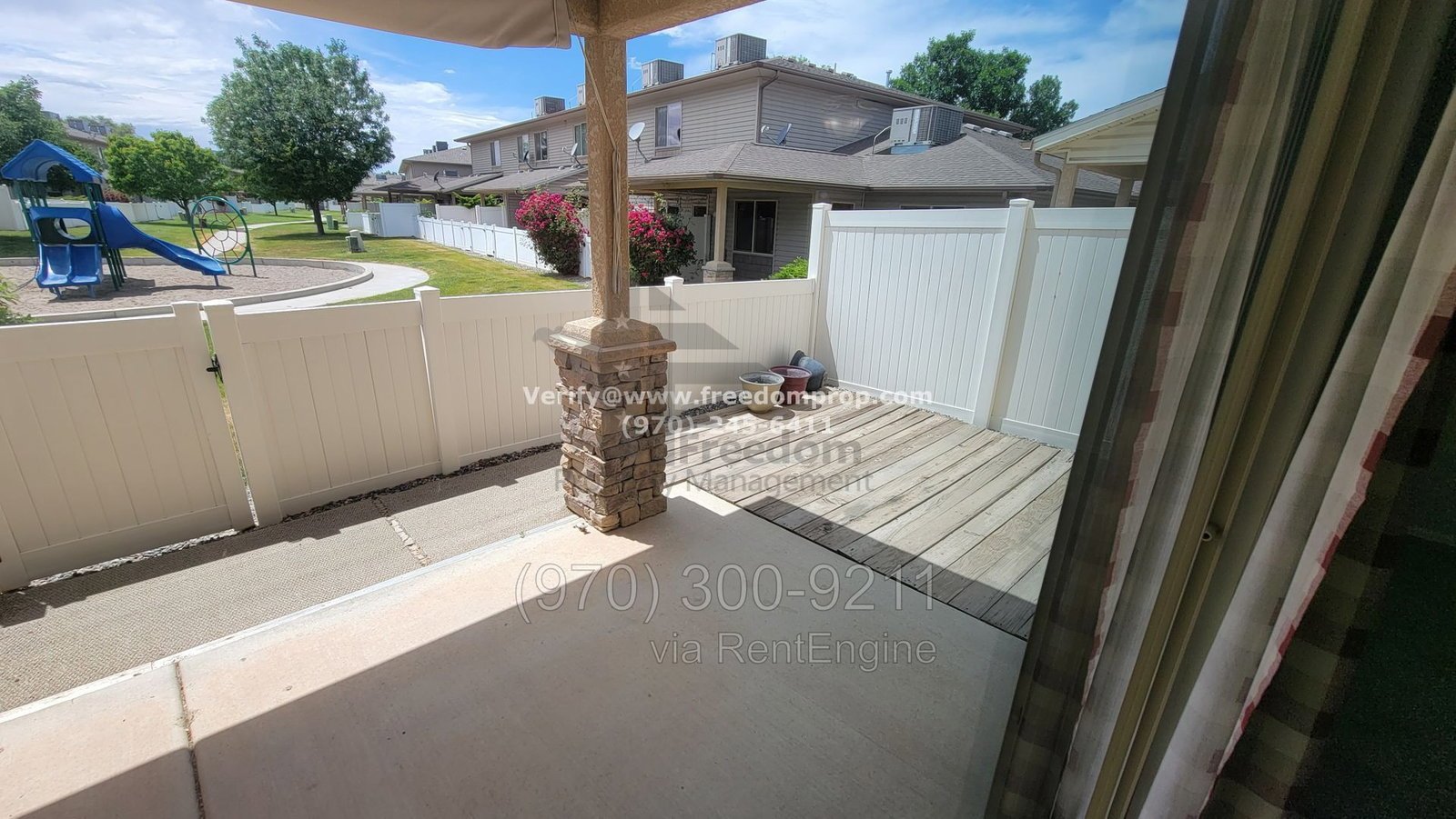 2 Bedroom, 2.5 Bath, 1 Car Garage property image
