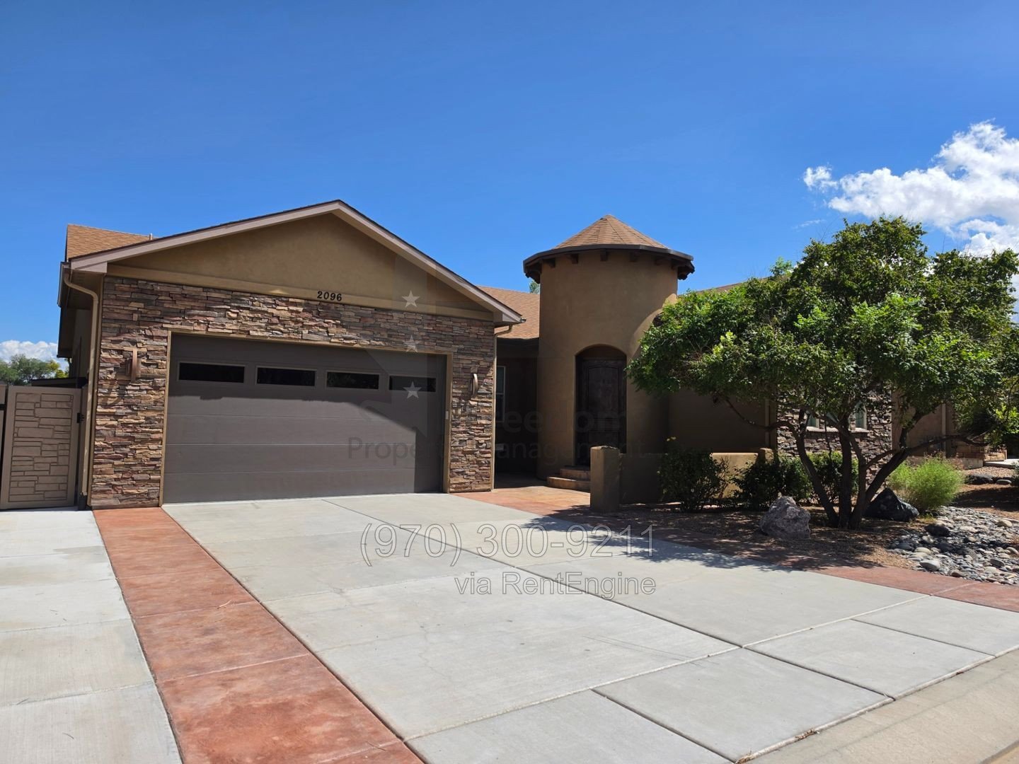 Stunning 3 bed 2 bath home near Tiara Rado property image