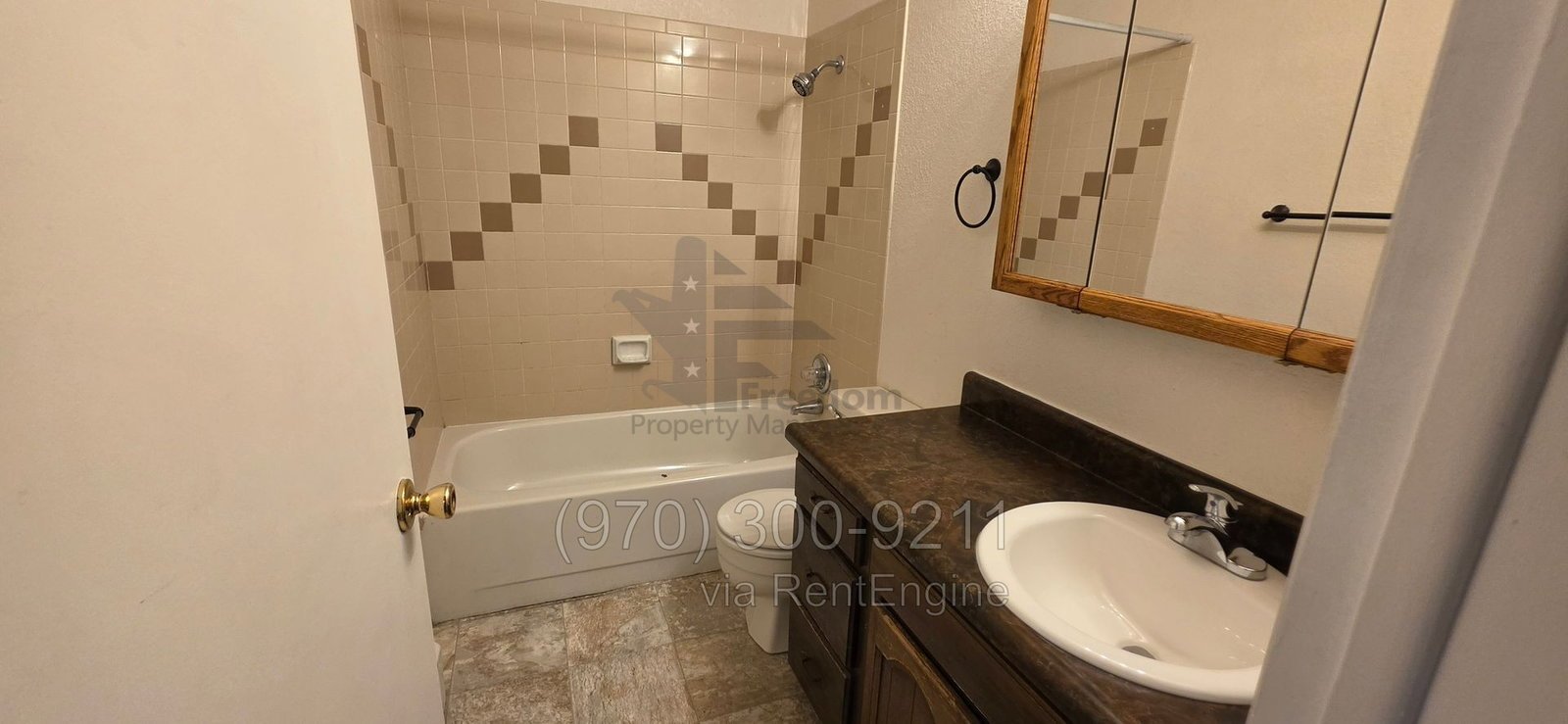 Conveniently Located near CMU & St. Mary's Hospital property image