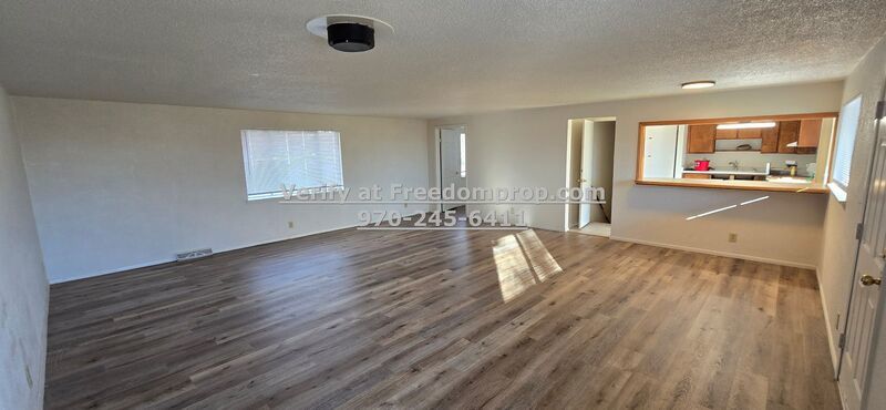 Plenty of Space 2 or 3 Bedroom 1 Bath House property image