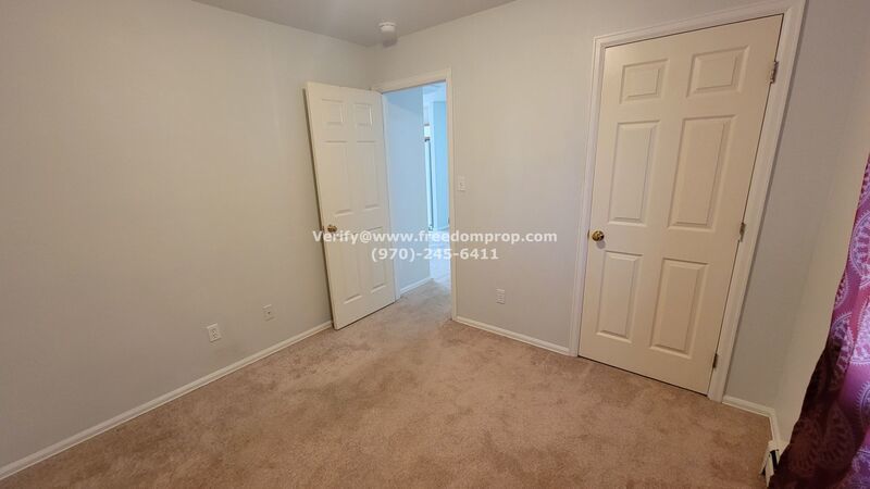 Great Duplex 2 Bedroom 2 Bath 1 Car Garage property image
