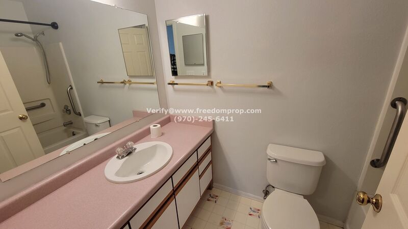 Great Duplex 2 Bedroom 2 Bath 1 Car Garage property image