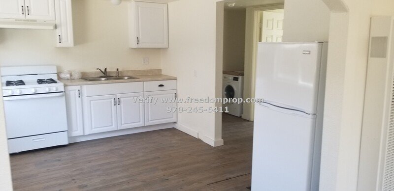 Near Downtown , rent price of $1400 includes all utilities property image