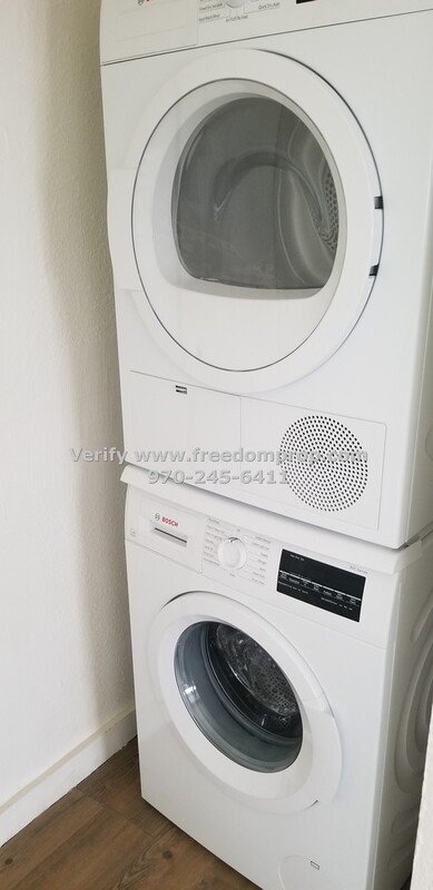 Near Downtown , rent price of $1400 includes all utilities property image