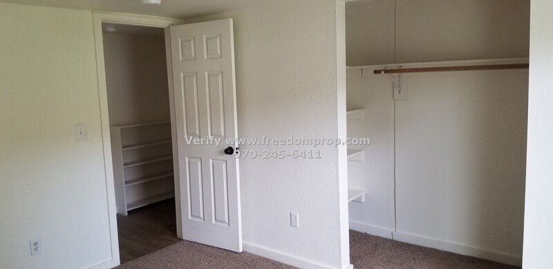 Near Downtown , rent price of $1400 includes all utilities property image