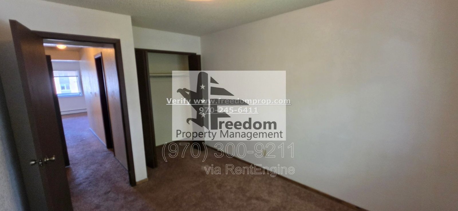 Near CMU Convenient Location 3rd Floor 2 Bedroom 1 Bath 1 car garage Apartment property image
