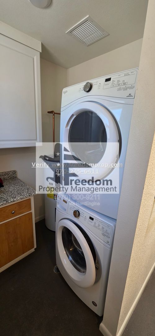 2 bed 1 bath with AC by CMU property image