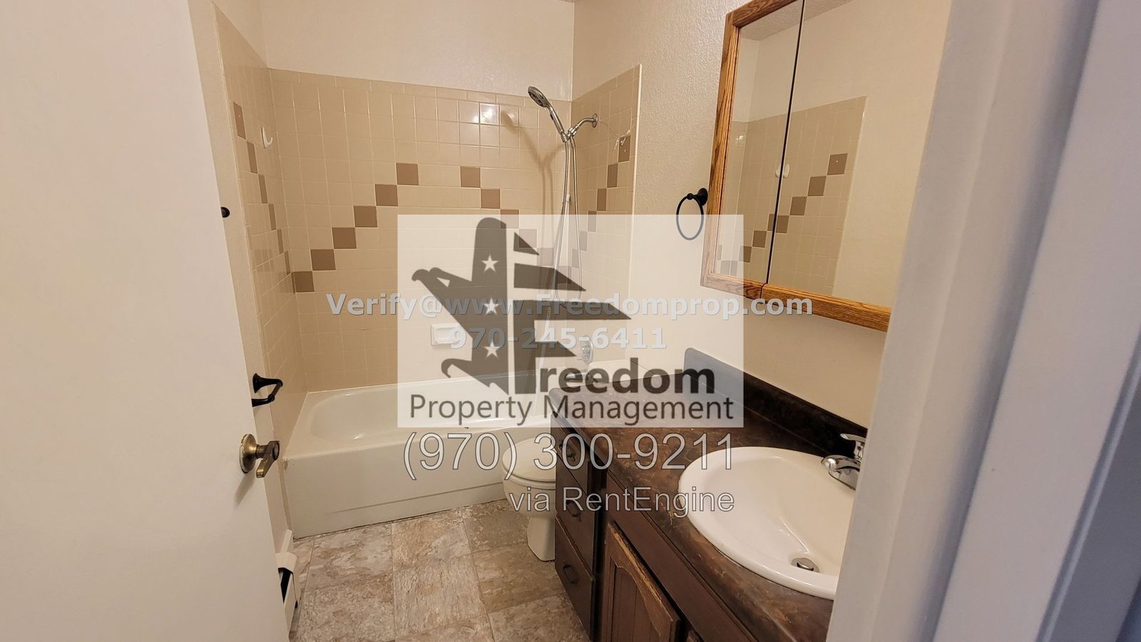Near CMU & St. Mary's 2 Bedroom 1.5 Bath Townhouse property image