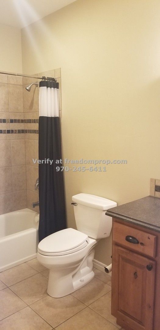 Just Like New!!  Beautiful 2 Bedroom 2 Bath Townhome property image